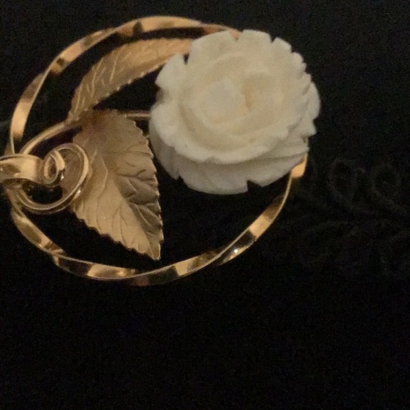 Brooch - Picture 5 of 5